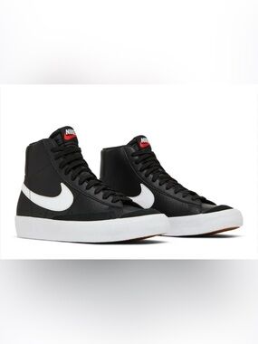 Nike Blazer '77 High-Top Sneaker size 6